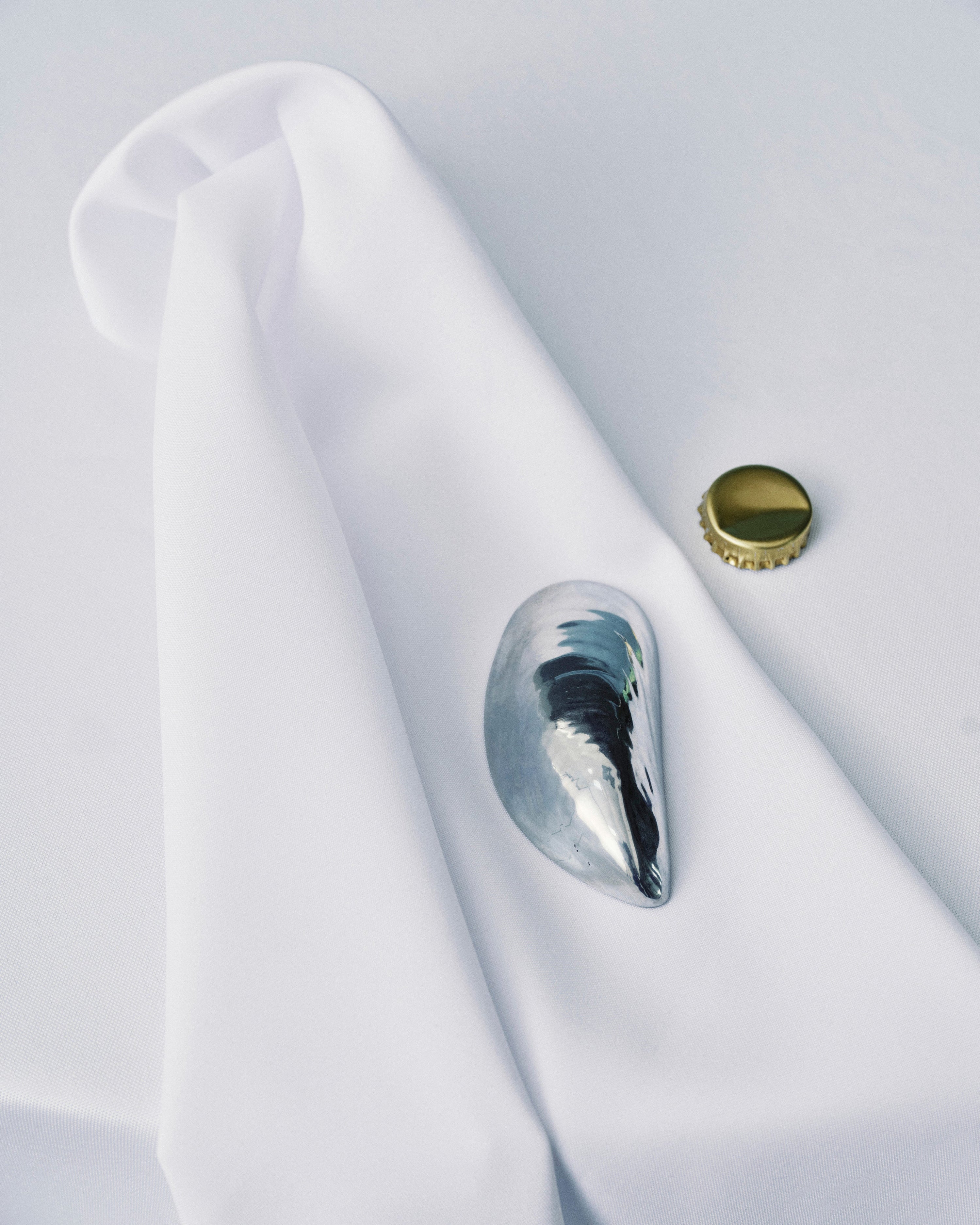 W&H Flaschenöffner stahlgrau Marcel Les Objets Mouleversants