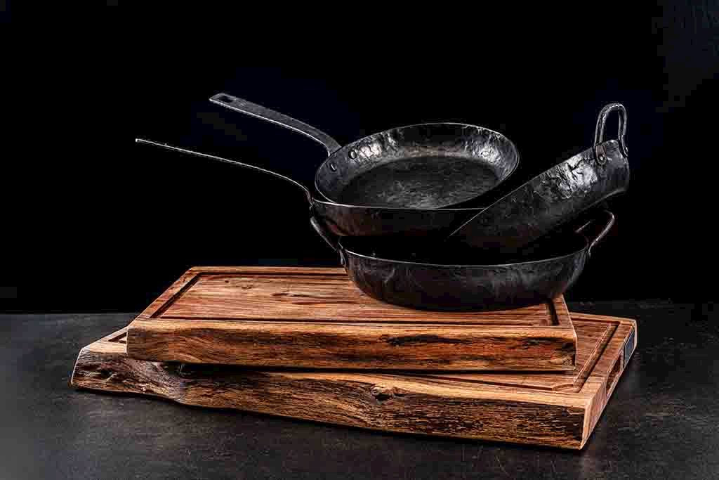 SDV FORGED BBQ STAHL GRILLPFANNE MIT HENKELN 24CM