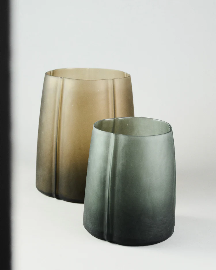 Vase 04 braun Shapes
