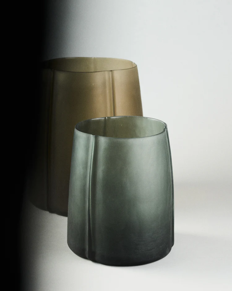 Vase 01 dunkelgrau Shapes