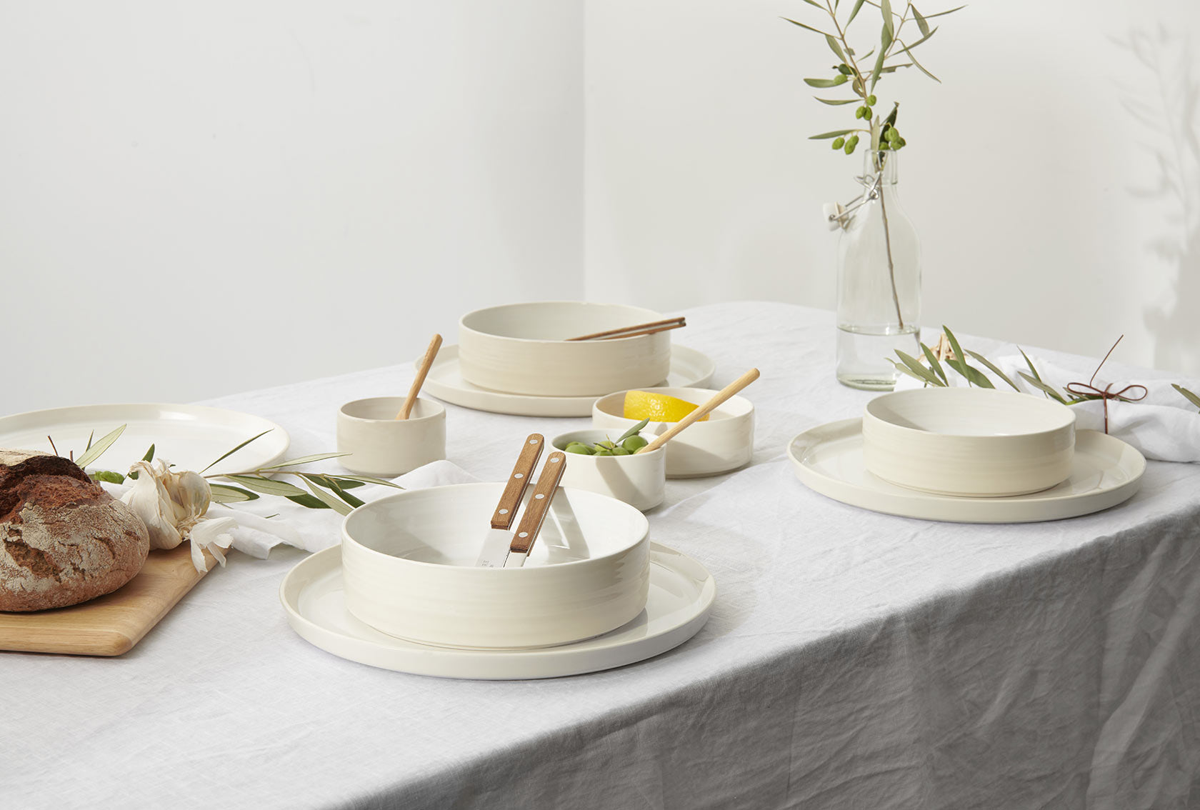 RE:GLAZE - Bowl Ø16.0, spotted white